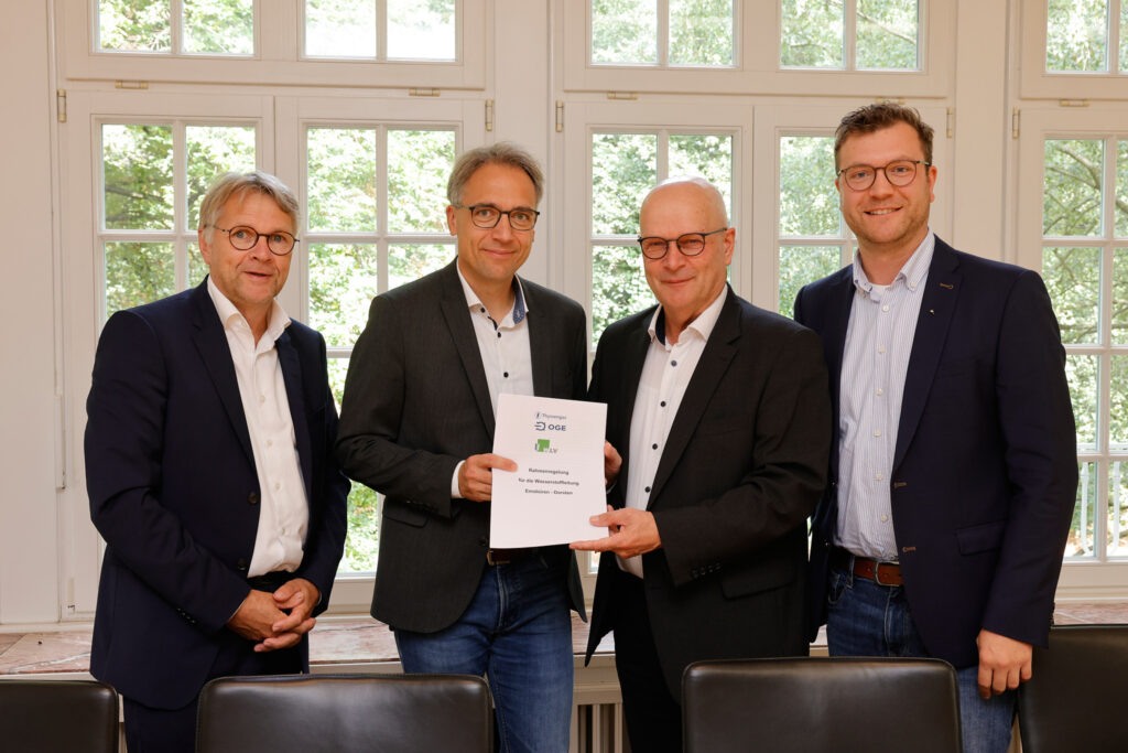 2026-08-24_Pressefoto_Rahmenvereinbarung_WLV_H2-Leitungs_Emsbueren-Dorsten_Moritz_Brilo